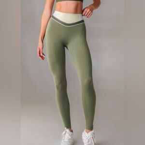 Vitality Pulse Hue Pants
